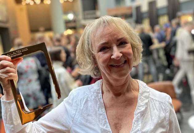Ærespris til NRK-veteran under Gullrutens fagfest: - Hun er en legende